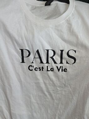 NWOT PARIS TEE